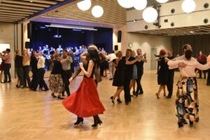 Taneční večer se ZUŠ b